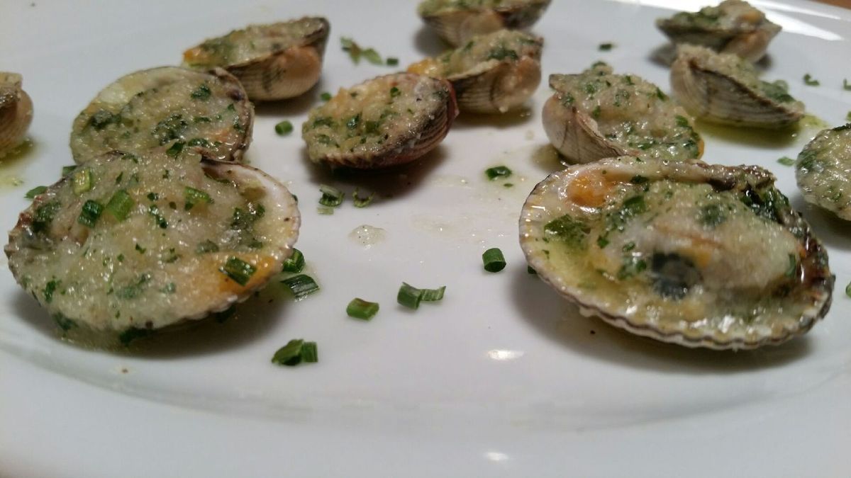COQUES FARCIES AU BEURRE DE NOISETTE-ECHALOTE-HERBES