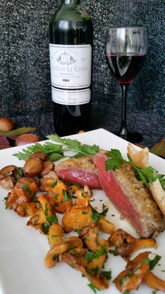 Pavé de boeuf châtaignes et girolles et vin Château le Cossu des Vignobles GUINDEUIL