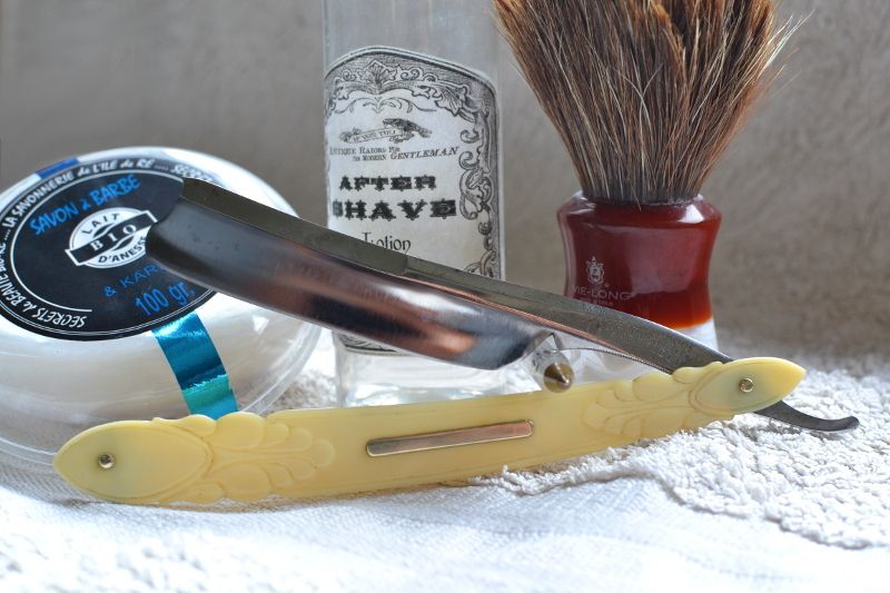 Rasoir J.Birks Ob_4e8f65_188red