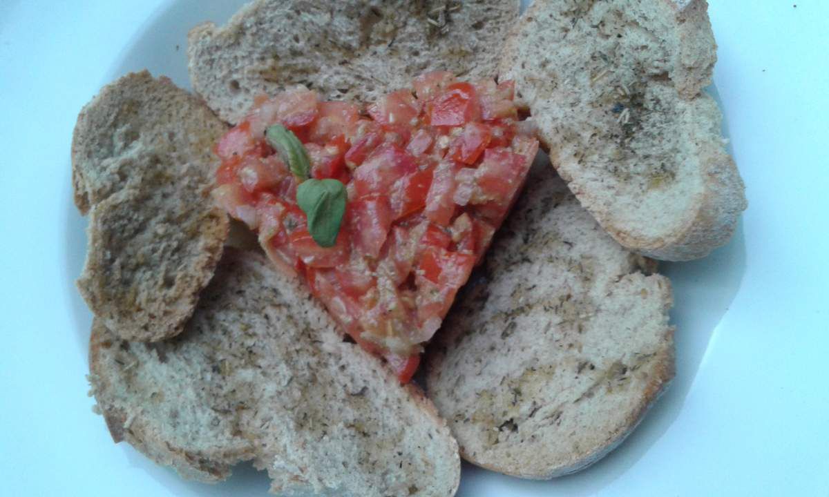 Tartare de tomates aux épices grecques