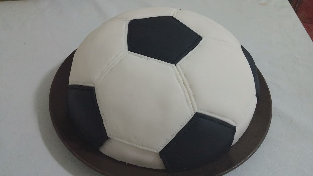 Gâteau Soccer (Terrain & Ballon de Foot) pas-à-pas: - CuisineStyle