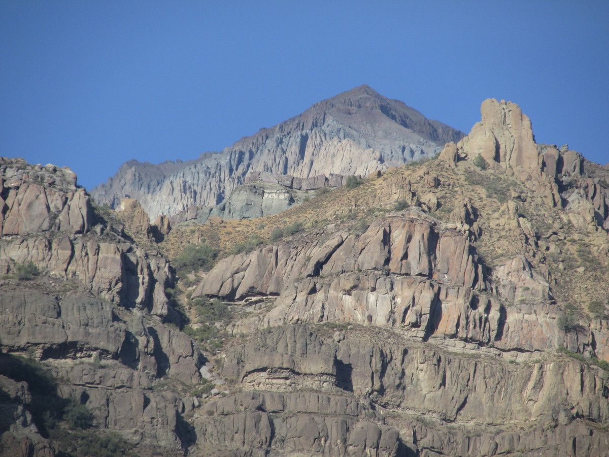 merveilles du Chili/ Los maitenes, cajon de Maipo/