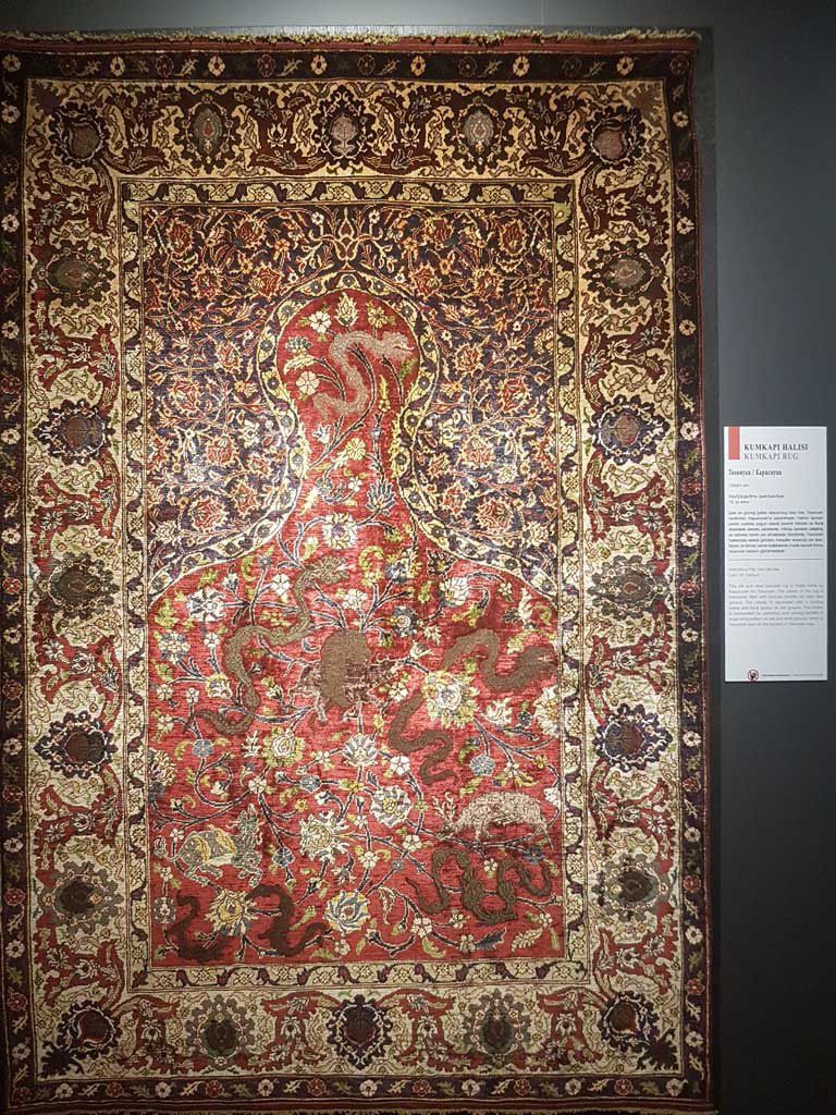 Des tapis prestigieux de Kumkapı issus de la collection Arkas exposés à  Istanbul - Du bretzel au simit