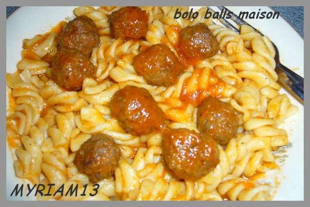 BOLO BALLS & FUSILLI