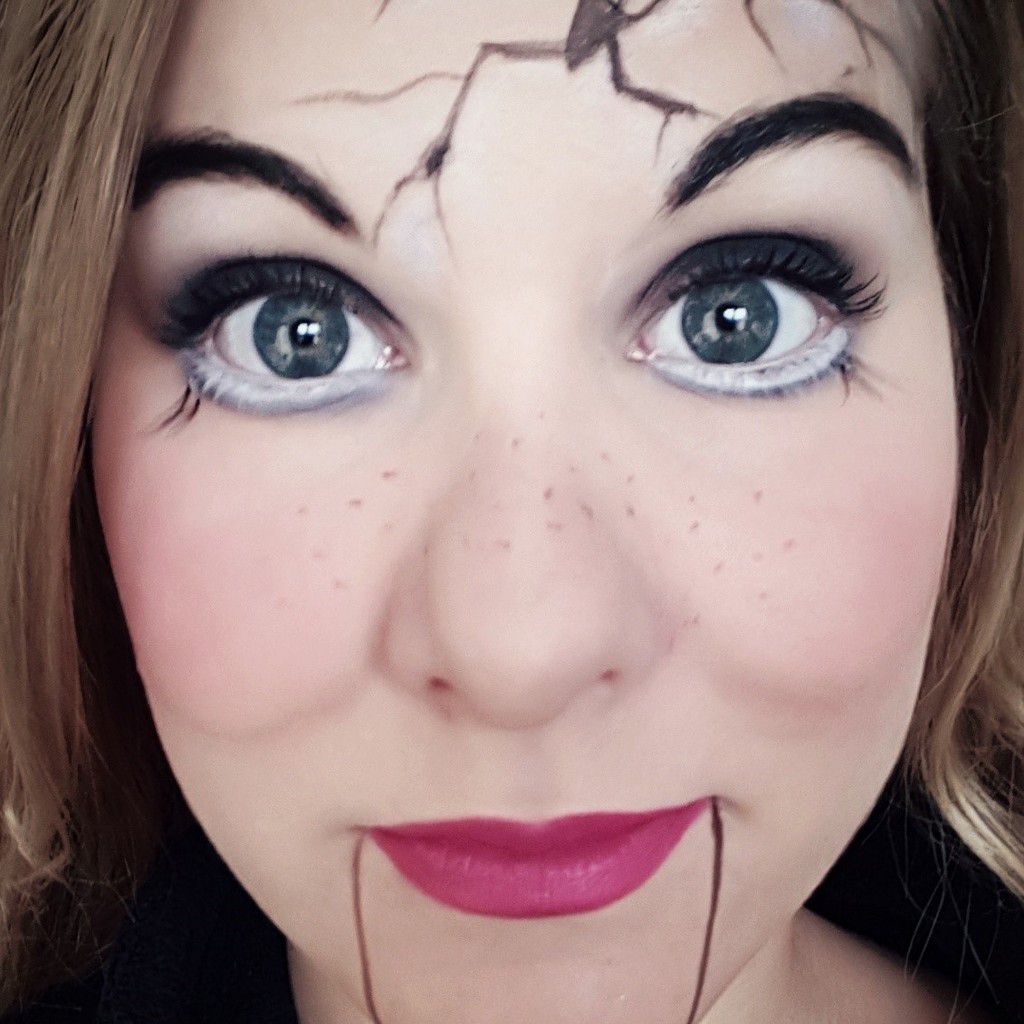Maquillage poupée Halloween - Marine Lemineur