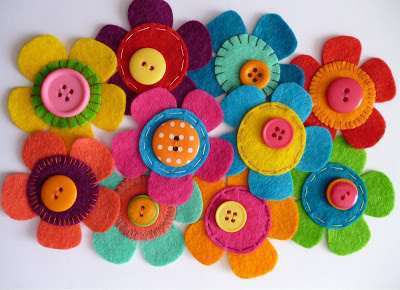 DIY déco : fabriquer des fleurs avec des boutons - Marie Claire