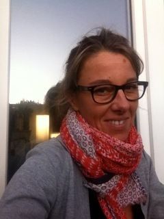 PAS D'UNIFORME POUR MOURIR de Donatienne de GOROSTARZU