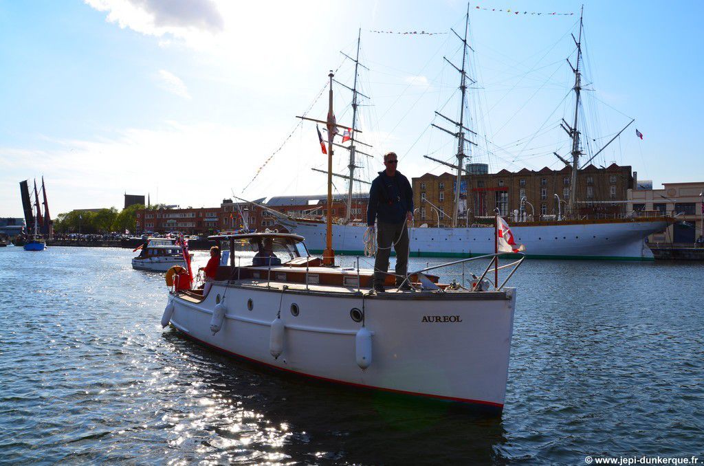 &gt; L'arrivée des Little Ships - Dunkerque 2015 .