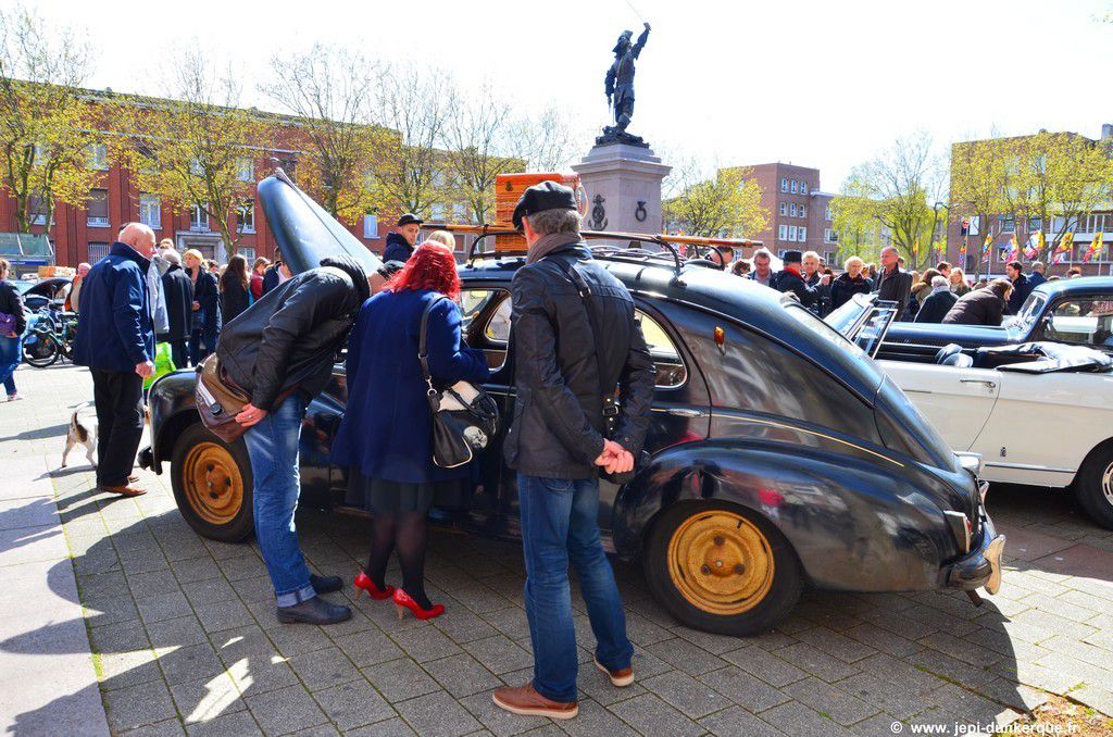 Exposition de voitures anciennes-Dunkerque 2016 .
