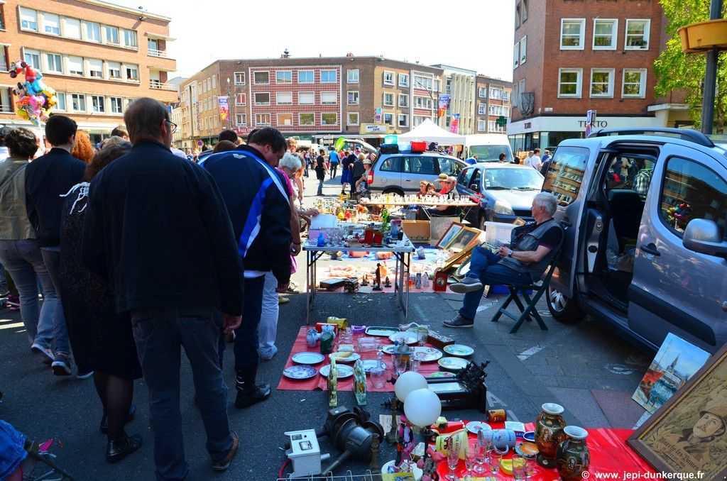 Le marché aux puces du MAPID - Dunkerque 2016 .