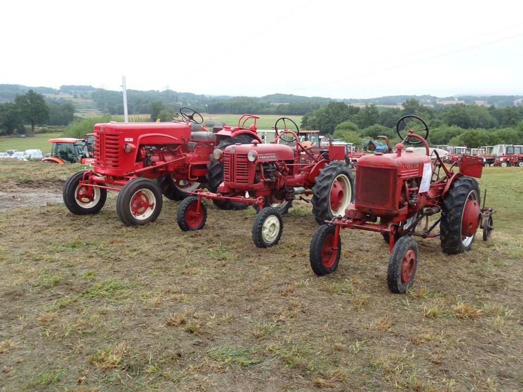 Folles 2015, le rassemblement des tracteurs rouges