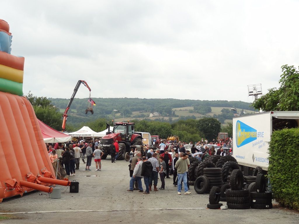 Folles 2015, le rassemblement des tracteurs rouges