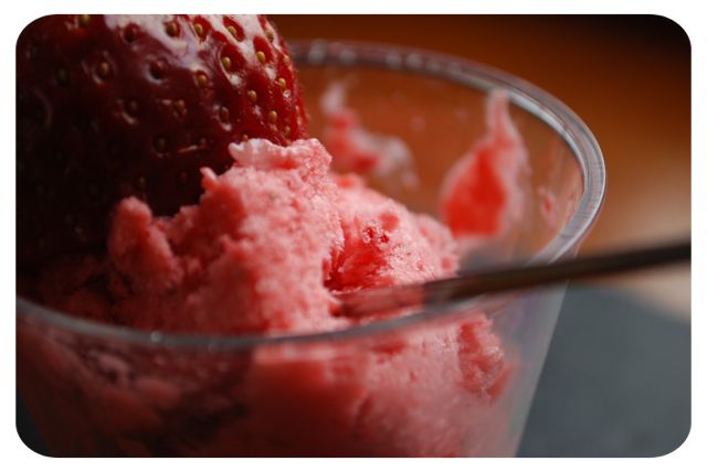 Mousse glacée à la fraise (thermomix)