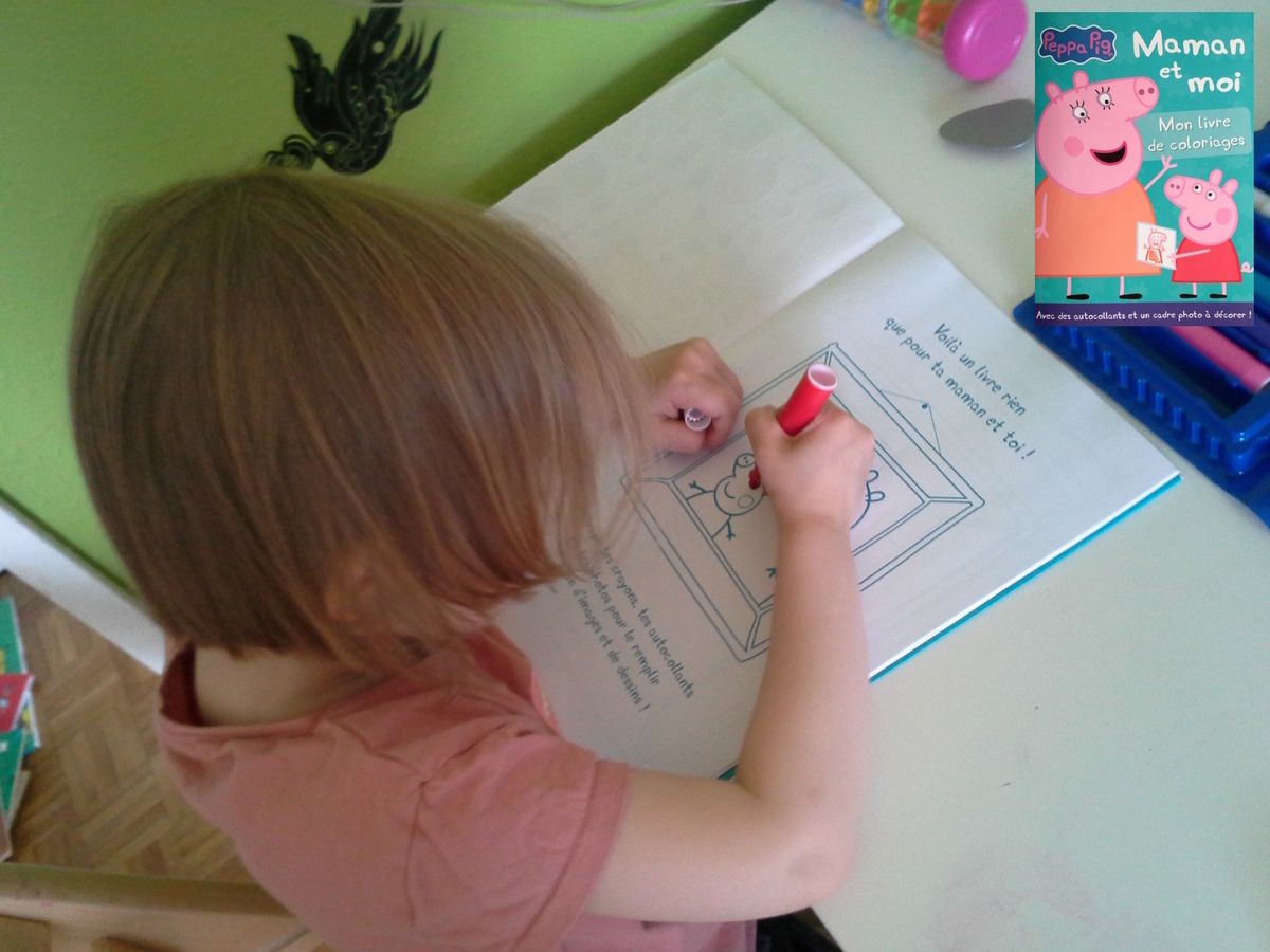 [Papath¨que] Coloriage "Peppa Pig