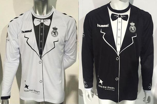 INSOLITE : UNE NOUVELLE VERSION DU MAILLOT SMOKING