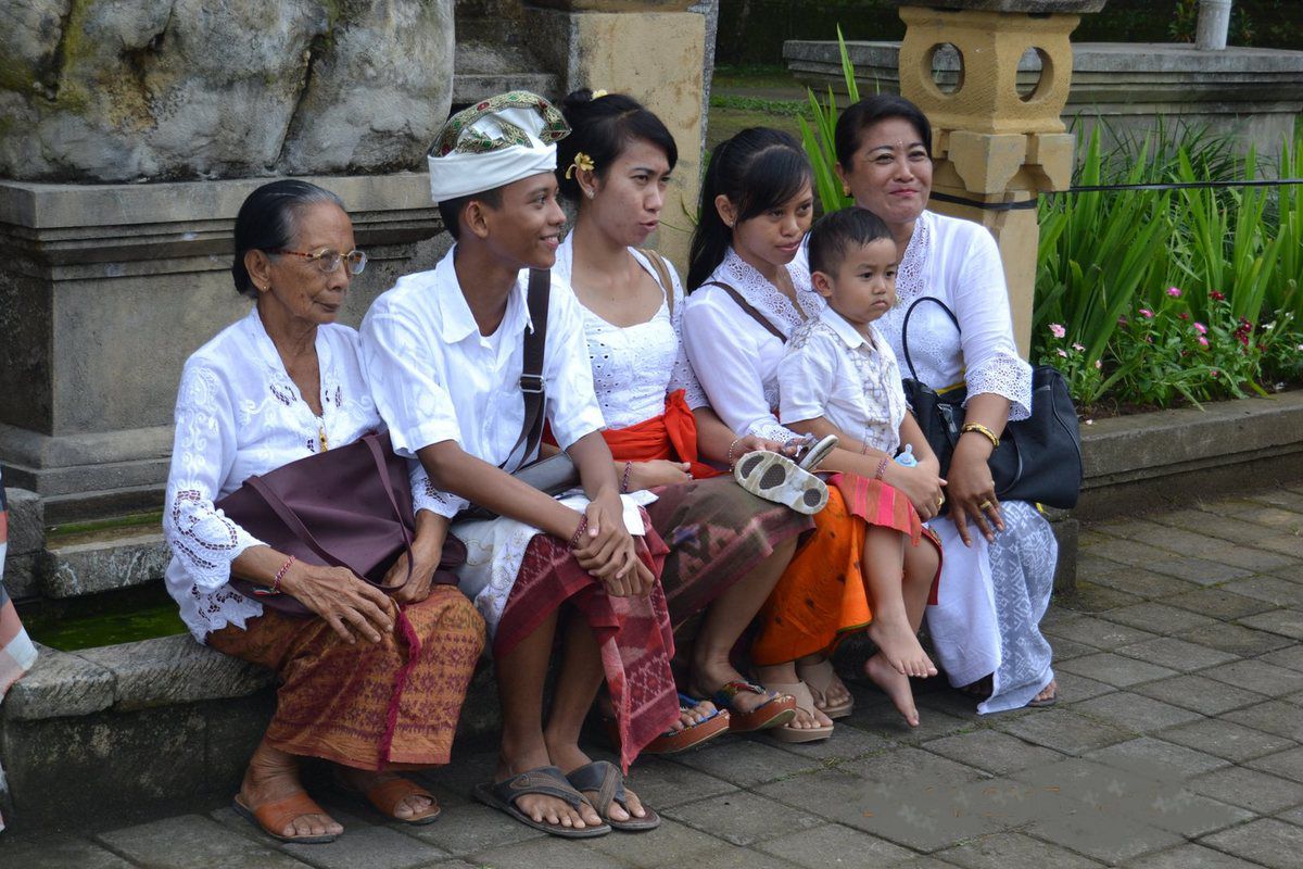 Les habitants de Bali ... -