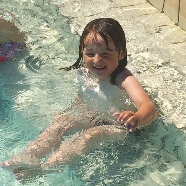 Aller À La Piscine