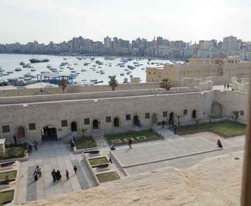 La citadelle de Qaitbay Alexandrie, à l'exact emplacement du phare d'Alexandrie 7ème merveille du monde