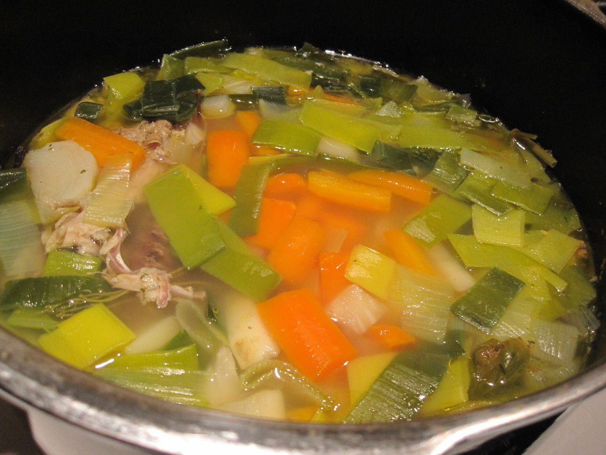 Bouillon De Poulet Conomique Et Rapide La Cuisine Au Village