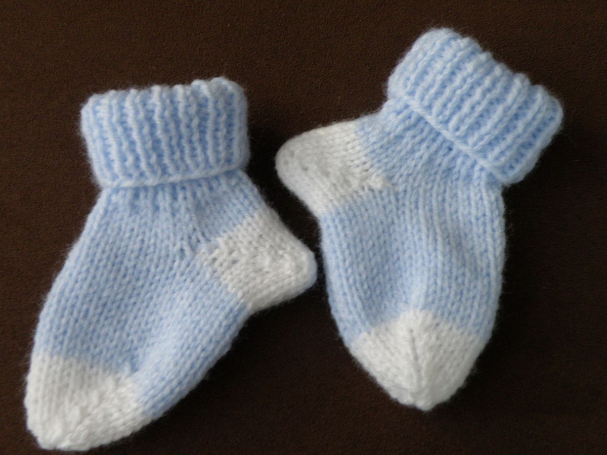 Chaussettes bicolores bébé 3-18 mois - Mes tricots et astuces