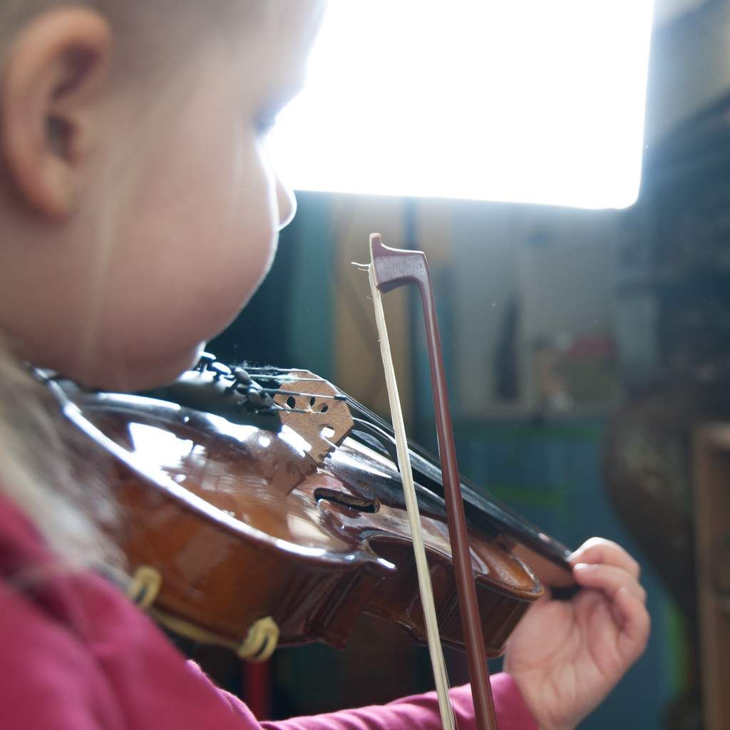 Les Ateliers de la Chaise musicale : une école de musique pour les plus  petits - MARIE DAILY