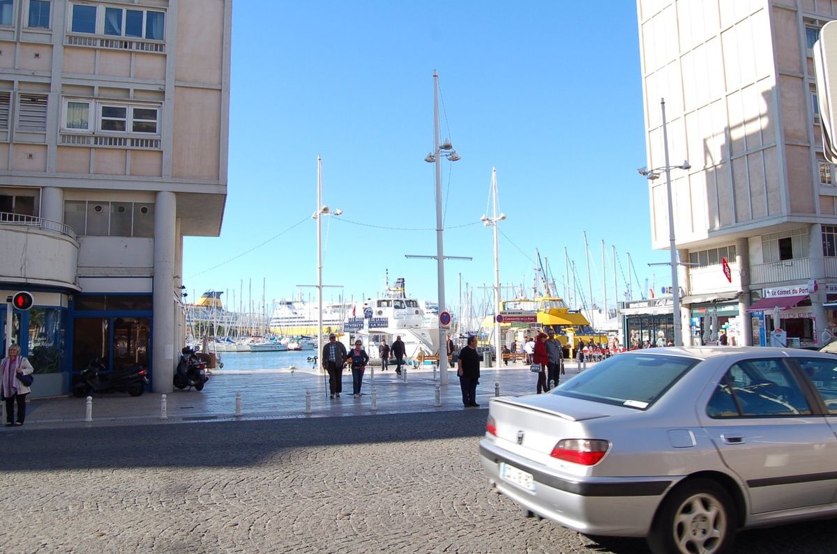 b07m7nl2t2 un secret bien garde toulon un secret bien gard 233 de ci de l 224 en europe b07m7nl2t2 un secret bien garde toulon un secret bien gard 233 de ci de l 224 en europe