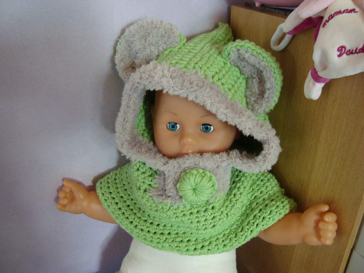 Bonnet Cagoule Capuche avec oreilles d'ourson au crochet 100% laine vert et  beige - De fil en aiguille de maille en maille