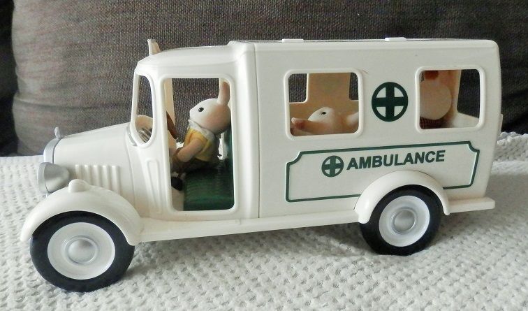sylvanian ambulance