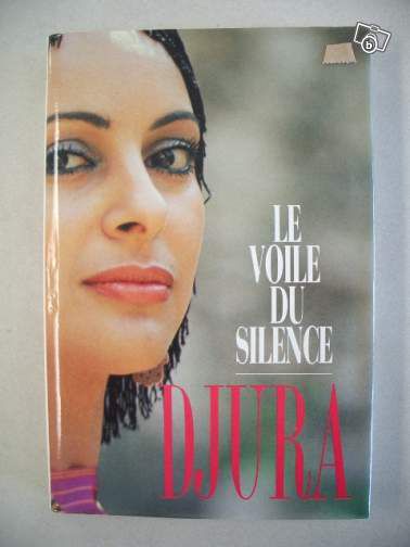 Le voile du silence de la chanteuse Djura traduit en plusieurs langues -  Tadukli, le Kabyle Magazine