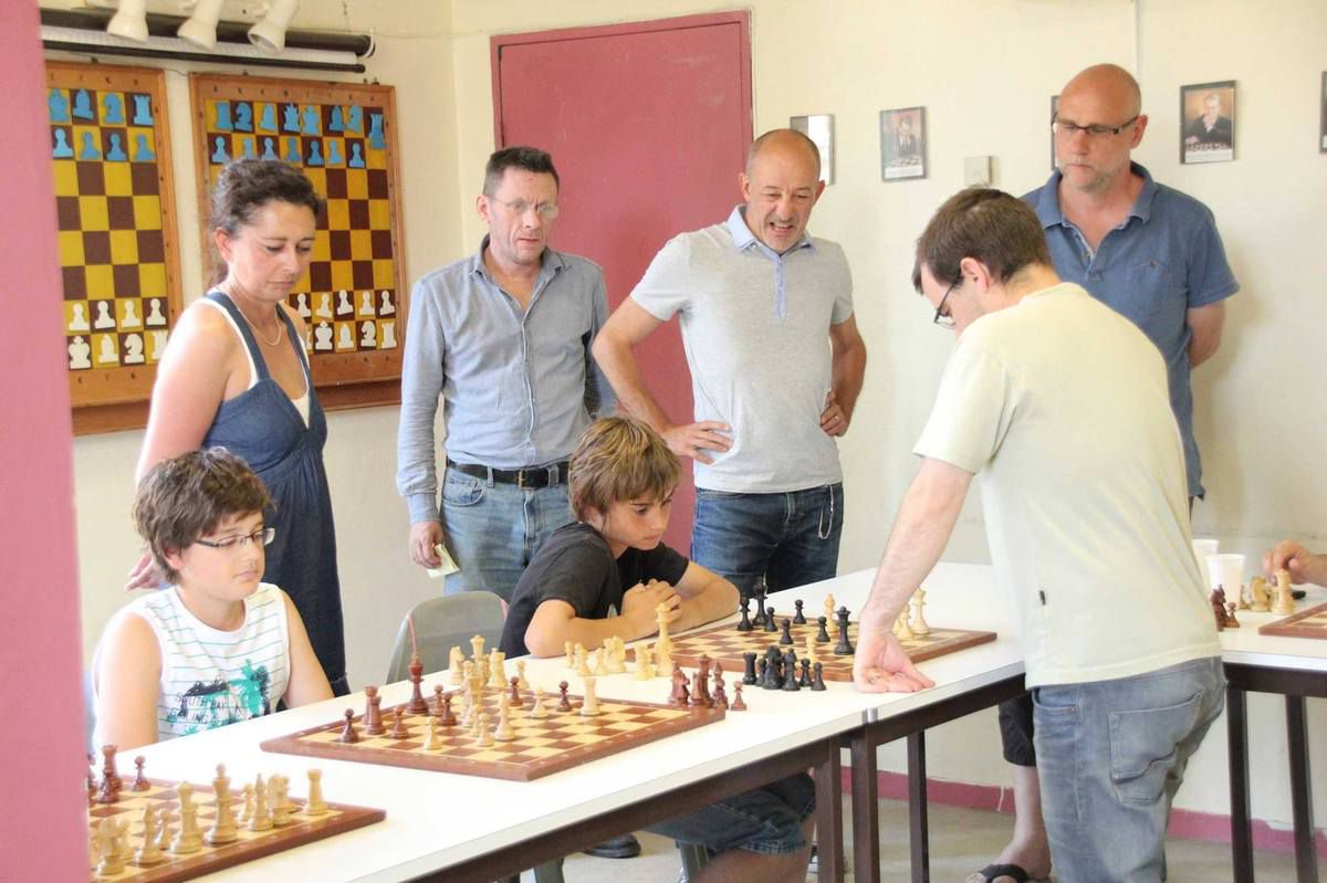 Présentation du Club d'Echecs, l'Echiquier Orangeois - Echiquier orangeois  - ( Club d'Echecs Orange )