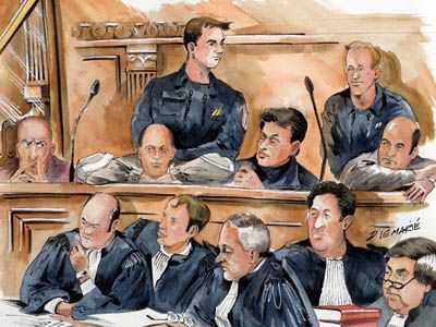 FRANCE:...guerre ouverte entre avocats de province contre Macron et les instances Parisiennes silencieuses