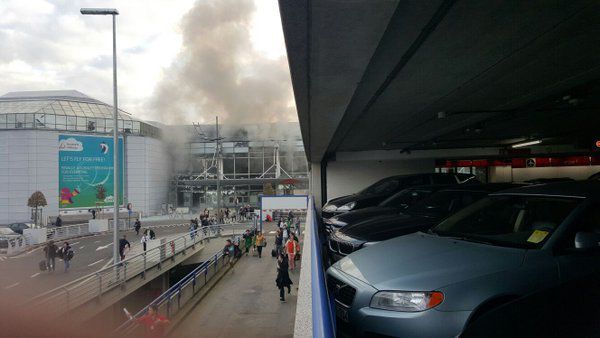 MAJ 10H25  = Des explosions ont secoué l'aéroport de Bruxelles + une explosion aurait eu lieu dans le métro de Maalbeek.