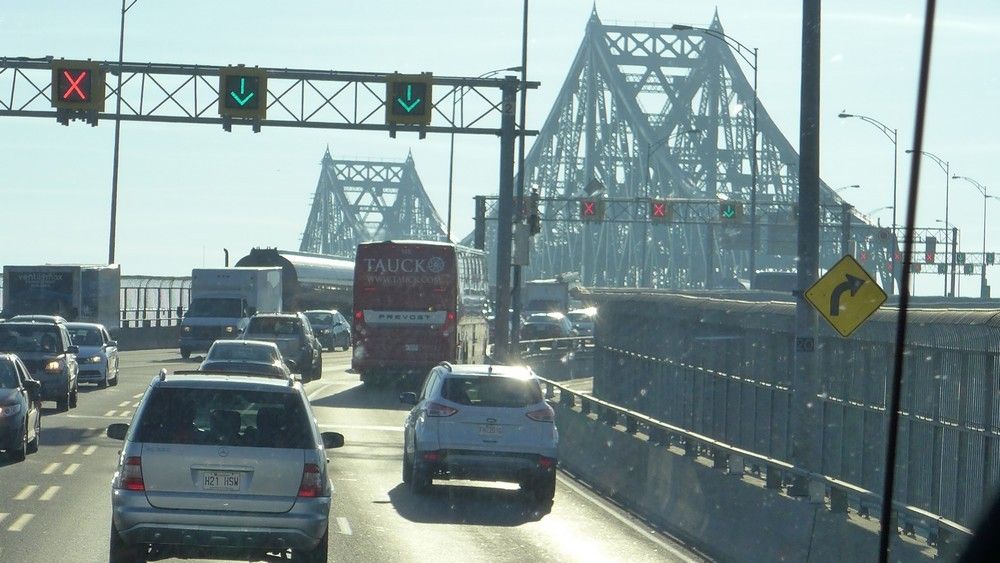 Deux magnifiques ponts au Québec : le pont Jacques Cartier à Montréal