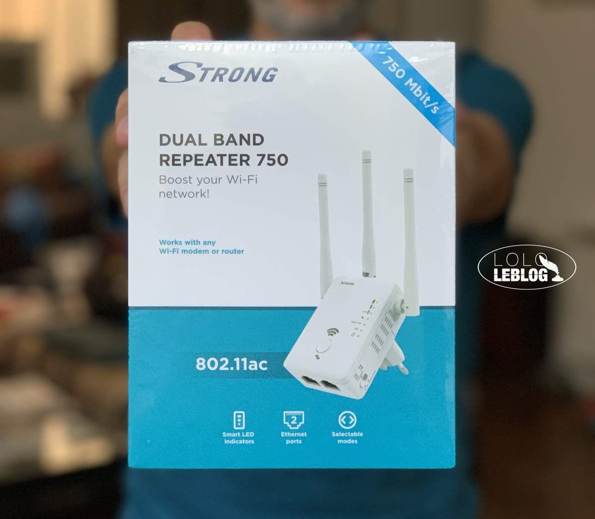 Répéteur WiFi Strong 300 Repeater avec Point d'Accès et Routeur