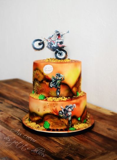 Gâteau d'anniversaire Motocross - Au coeur des petits délices