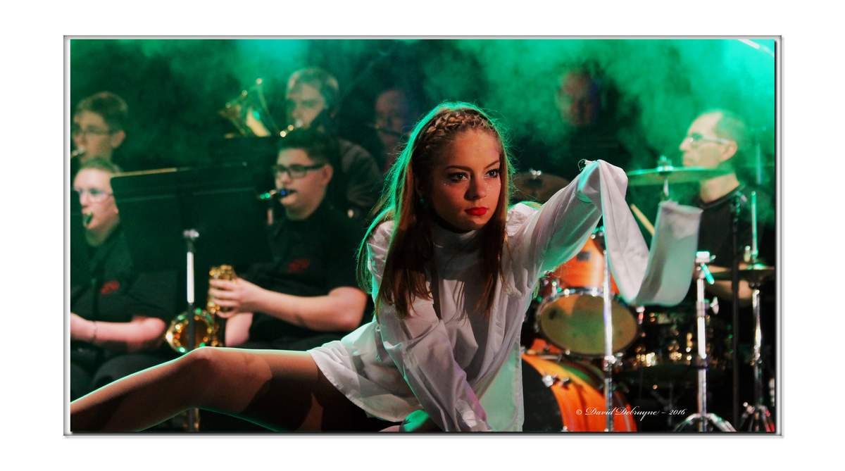 Salle Romain Rolland Saint Pol Sur Mer Concert spectacle du marching Band et les demoiselles de Saint Pol sur Mer  - David Debruyne Photographie