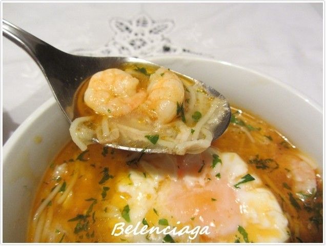 sopa pescado con huevo