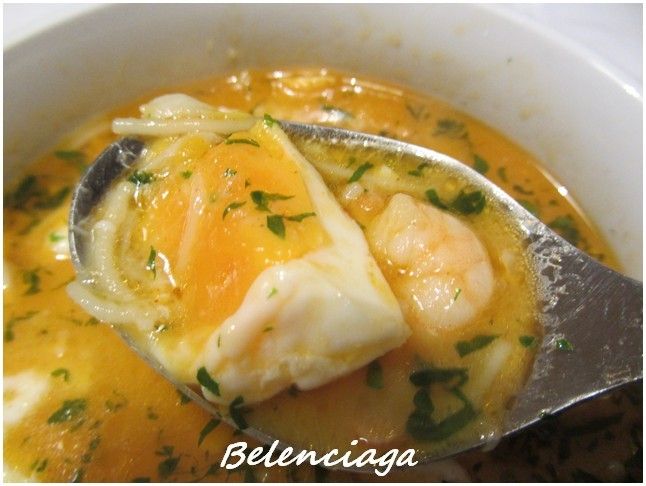 sopa pescado con huevo