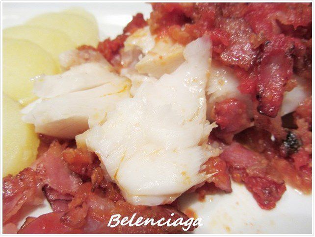 merluza con bacon al horno