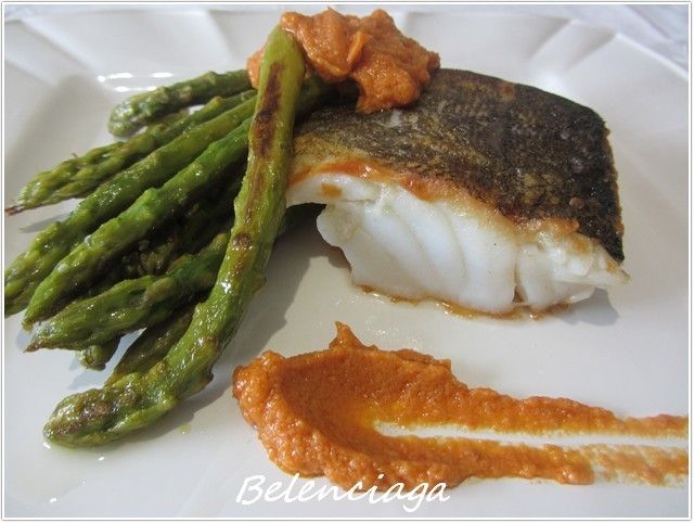 bacalao parrilla romesco