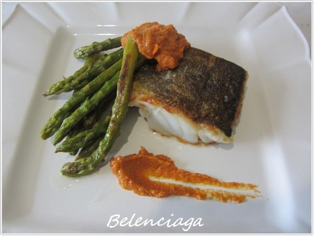 bacalao parrilla romesco