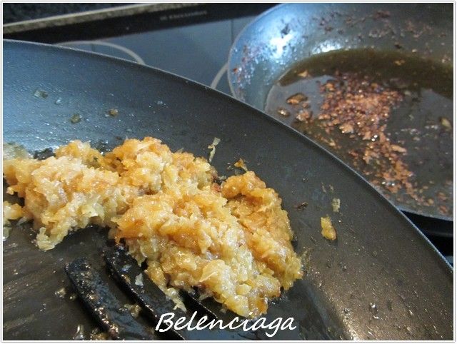 Albóndigas con salsa cebolla