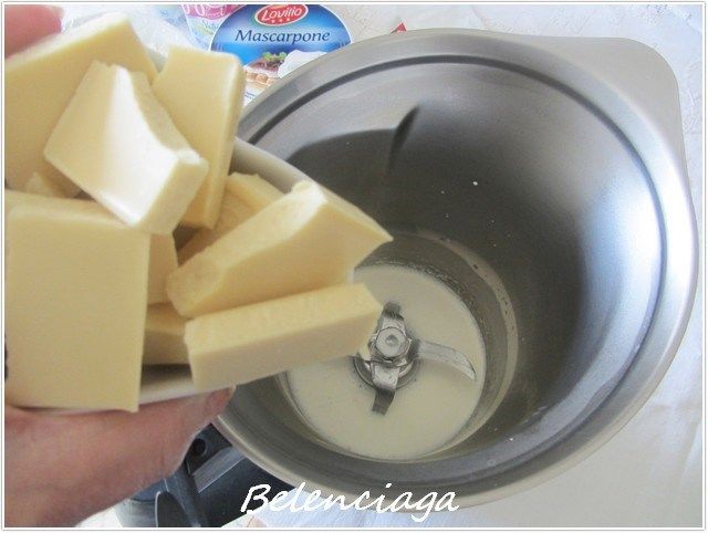flan de queso y chocolate blanco