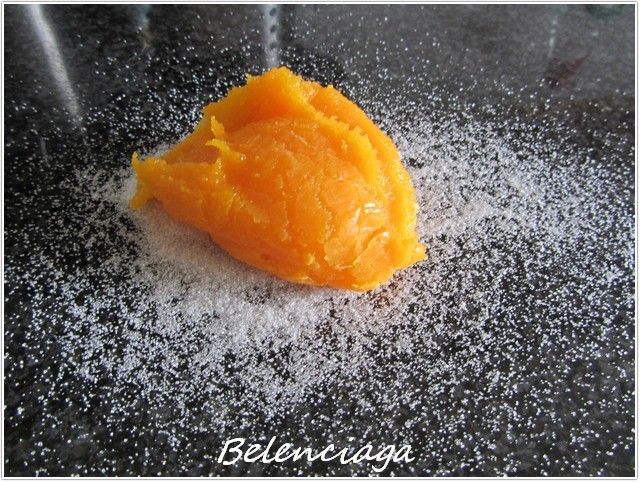 Yema confitada