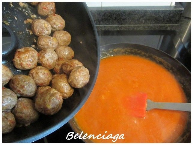 Albóndigas con tomate