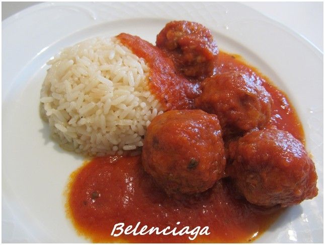 Albóndigas con tomate