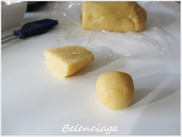 mazapan yema empiñonados