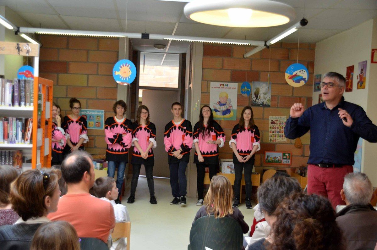 « Les Armoires Bressanes » en ouverture de festival. LJPDV