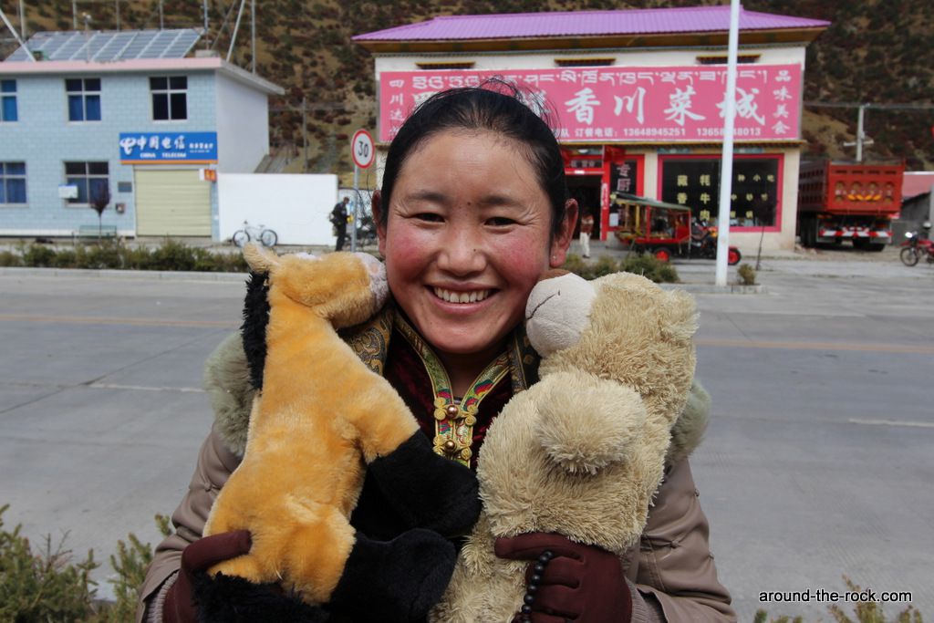 China crossing : Xinjiang - Tibet - Yunnan