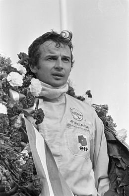 Jean Pierre Beltoise après sa victoire au GP de Zandvoort F2, en 1968 (Wikipedia)